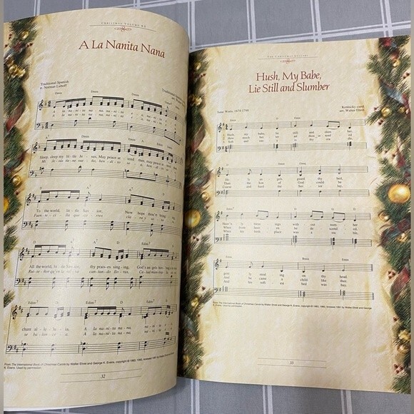 Christmas © 1993 Volume 63 The Annual of Christmas Literature and Art Paperback - Picture 8 of 10